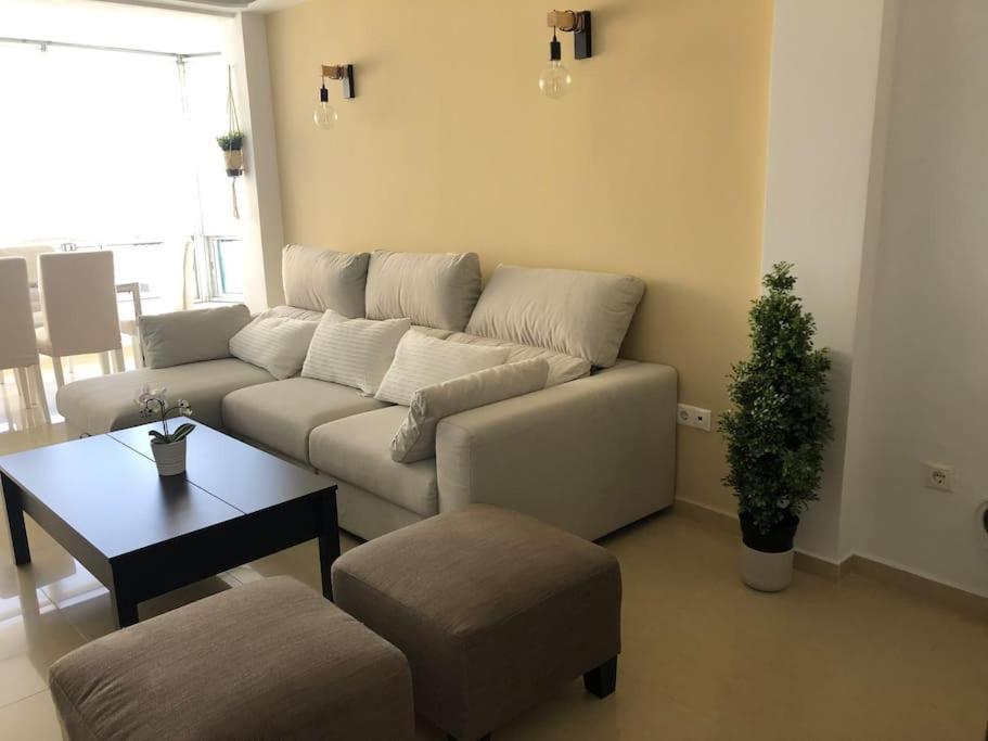 Apartamento Amplio Y Centrico Фуэнхирола Экстерьер фото